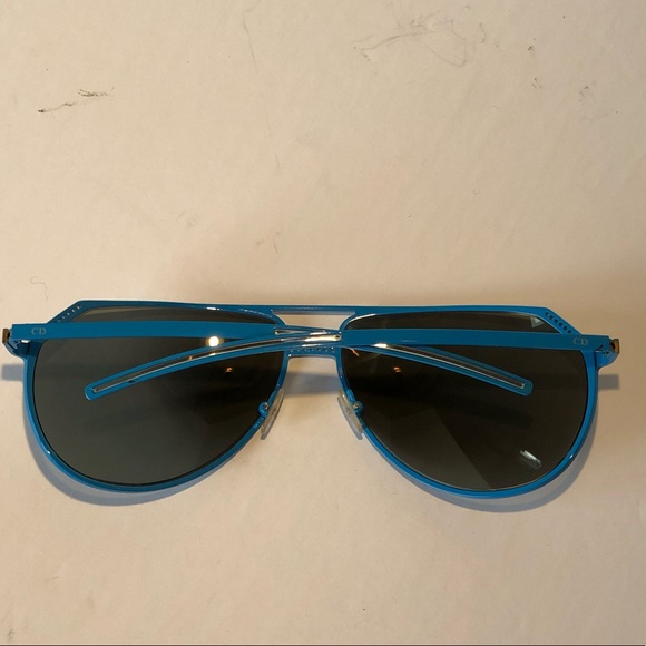 Dior Electric blue sunglasses - Picture 2 of 7